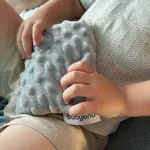 03 babyono jastucic s kosticama tresnje siva