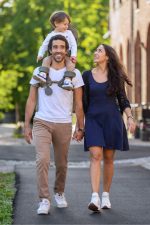 MiniMeis Olive Premium Lifestyle 2 2