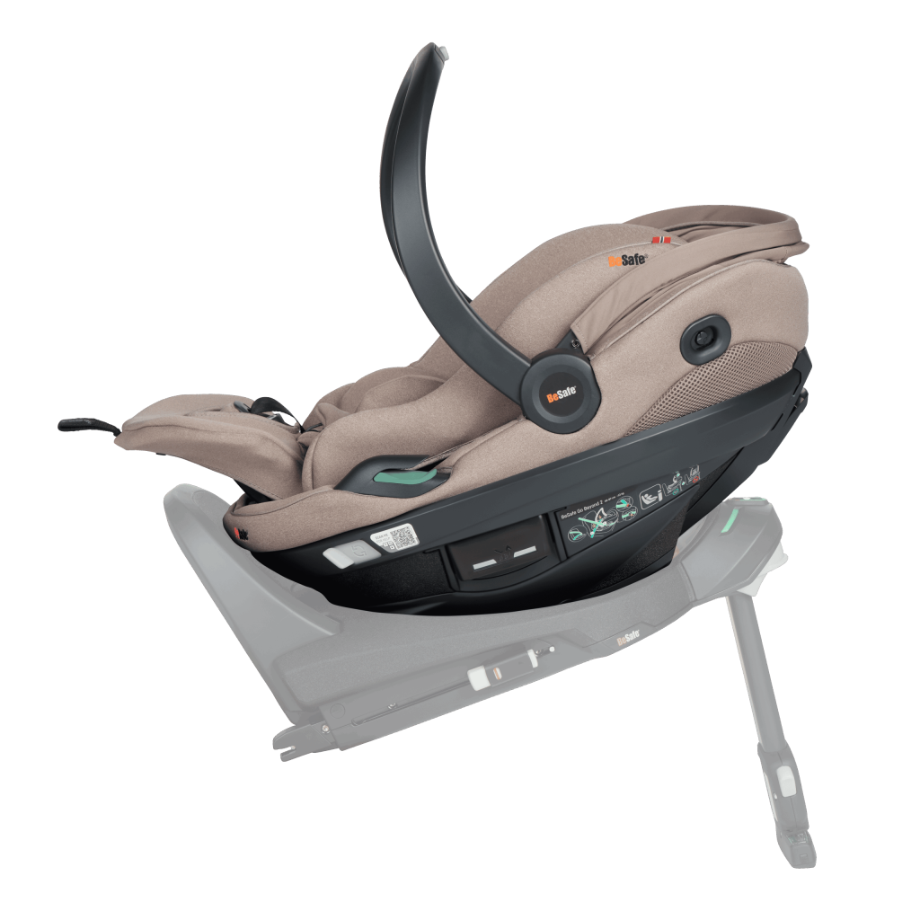 11043219 BeSafe Go Beyond DarkSand SoftBreeze Base Side Rear facing Lay flat scaled 1