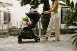 ergobaby stroller metro 3 deluxe jet black lifestyle 09